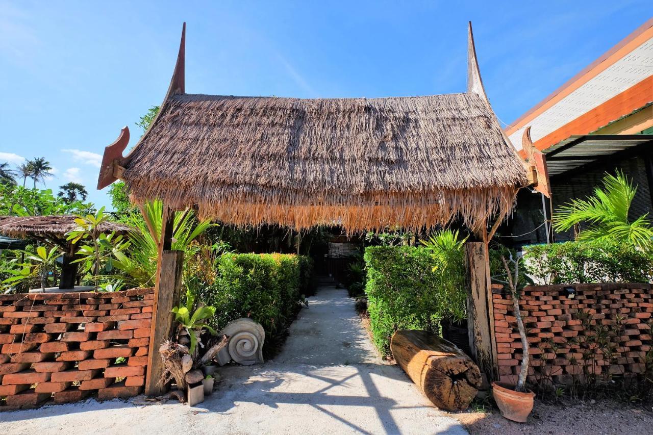 ホテル Oyo 503 Phuket Numnoi バンタオビーチ エクステリア 写真